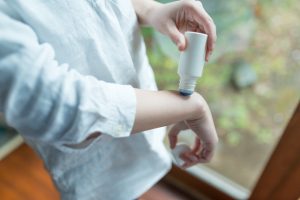 ブヨ 蚊に効く薬 薬剤師が特徴と選び方を紹介 21年 Eparkくすりの窓口コラム ヘルスケア情報